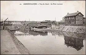 Le pont tournant et la passerelle de la Haie-Coq, côté sud, vers 1910.