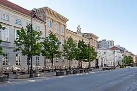 Campus principal, faculté de géographie dans le palais Urski.