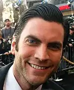 Wes Bentley dans les rôles de Dylan et Ambrose White (dans l'émission)