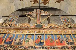 Détail du haut de l'iconostase.