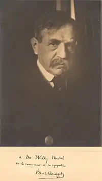 Paul Bourget dans ses dernières années, de face, moustache, portrait.