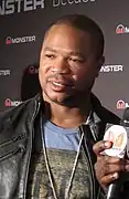 Xzibit interprète Leslie Shyne Johnson.