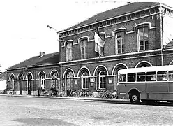 Bâtiment de la gare en 1975.