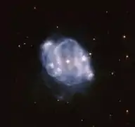 NGC 5307 en lumière visible par le télescope spatial Hubble.